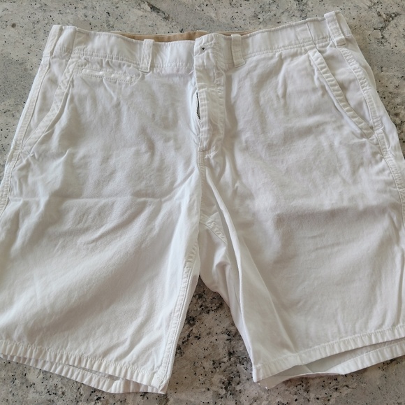 Gap White Shorts - Picture 1 of 2